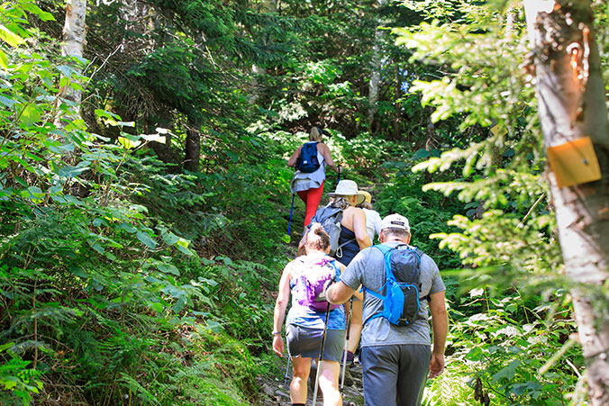 Choose Your Pace: Hiking and Walking Classics in Québec & Vermont
