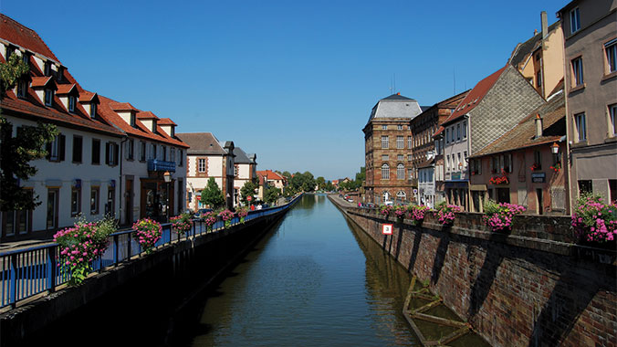 Cruise Rhine River Alsace-Lorraine France